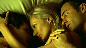 Sexe de célébrités: Jennifer Odell se fait baiser le cul et taquiner les tétons en vidéo HD