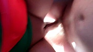 Casal gay amador fofo desfruta de sexo ao ar livre em vídeo caseiro
