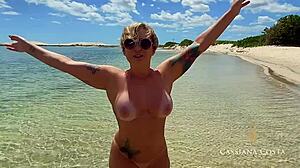 Cassiana Costa si fa tatuare e scopare da un pescatore in spiaggia