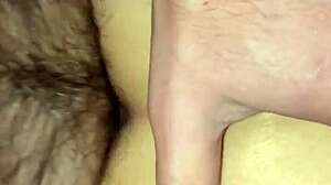 Encontro sensual POV de Rafaella69 com um pau enorme