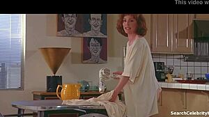Η σαγηνευτική ερμηνεία της Julianne Moores σε μια ταινία του 1993