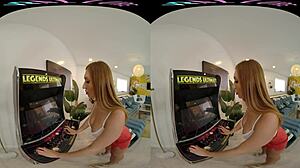 Découvrez le frisson de la réalité virtuelle avec l'invitation séduisante de Vrallures dans son espace de jeu personnel